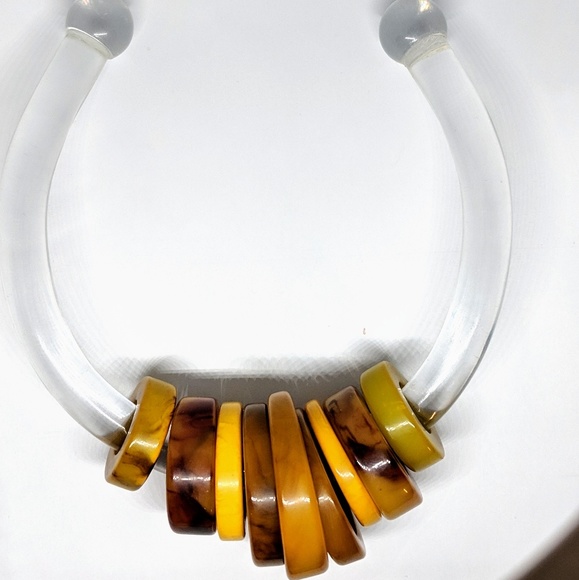 Modernist Bakelite & Lucite Collar Necklace - Picture 8 of 8